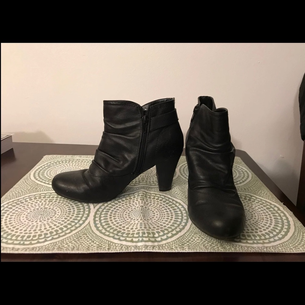 Black Boots